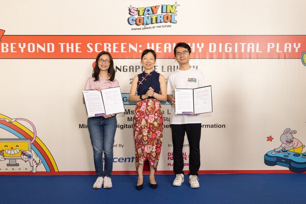 Signing of agreement between IMDA and Tencent to further digital wellbeing initiatives in Singapore. Signing of agreement between IMDA and Tencent to further digital wellbeing initiatives in Singapore.