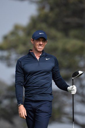 Rory McIlroy of Northern Ireland hits his tee shot on the fifth hole of the South Course at Torrey Pines Golf Course during the third round of the Farmers Insurance golf tournament, in San Diego Farmers Insurance Golf, San Diego, USA - 25 Jan 2020